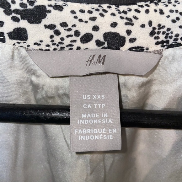 H&M Floral Dress - Picture 3 of 4